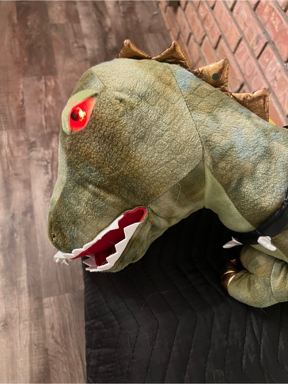 Ministry of Rascals Light Up Growling Dinosaur Ride On Costume Ages 3-7 GUC - Picture 10 of 11